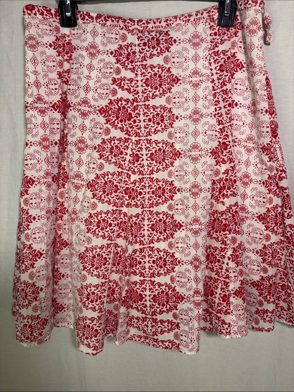 Women’s Red & White Printed Boho Damask Knee Length Skirt (138)